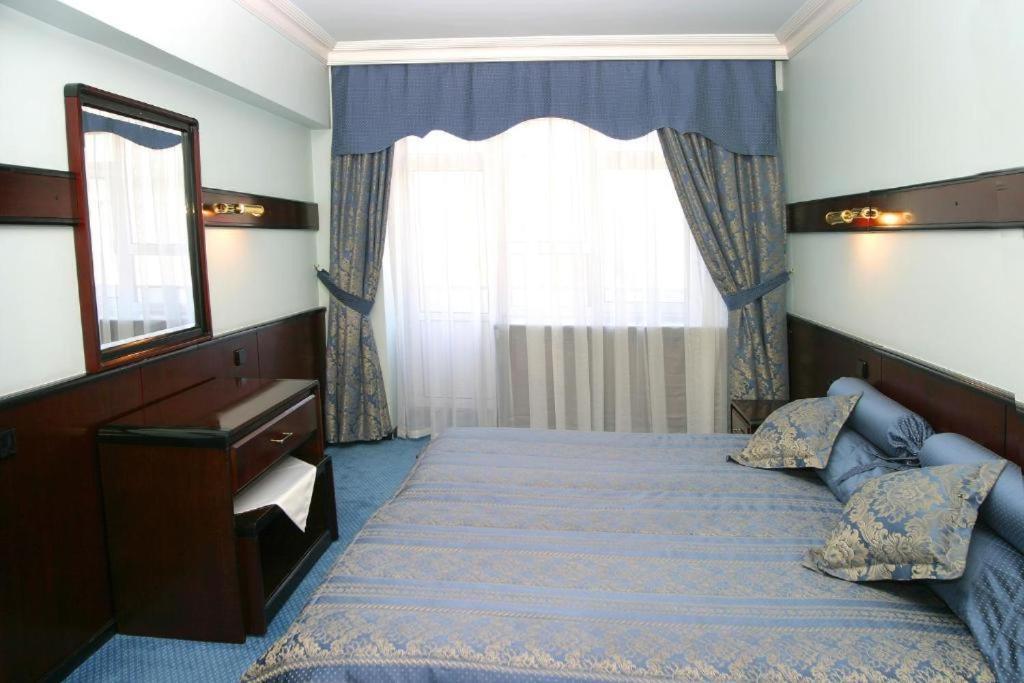 Otrar Hotel Almaty Bilik gambar